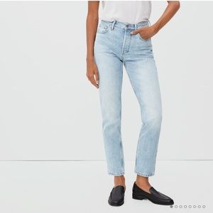 Everlane 90s cheeky straight jean in vintage blue